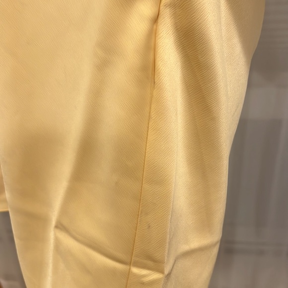 Aiifos Issa Cape Minidress - Picture 11 of 16